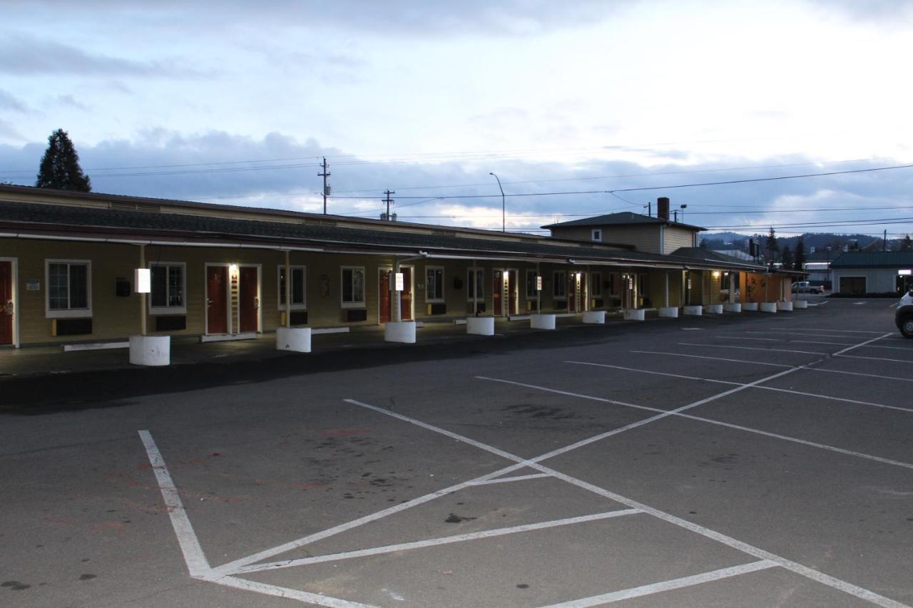 Rodeway Inn Medford South I-5 Eksteriør bilde