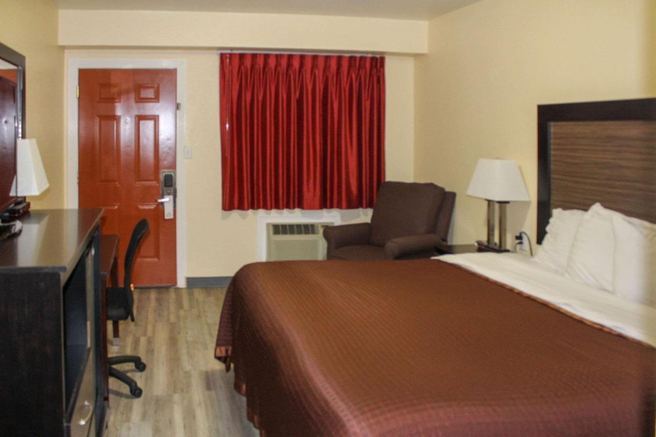 Rodeway Inn Medford South I-5 Eksteriør bilde